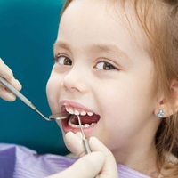 ترس کودکان از دندانپزشکی و راه های مقابله با آن